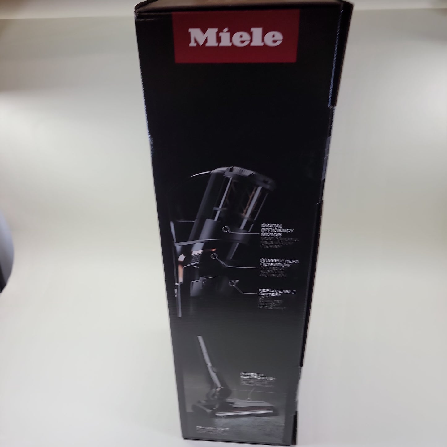 New Miele TriFlex H2 Runner Cordless Stick Vacuum SOML5