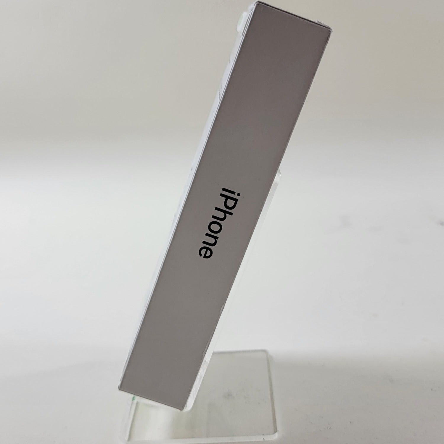 New Factory Unlocked Apple iPhone 15 128GB Black MTLV3LL/A