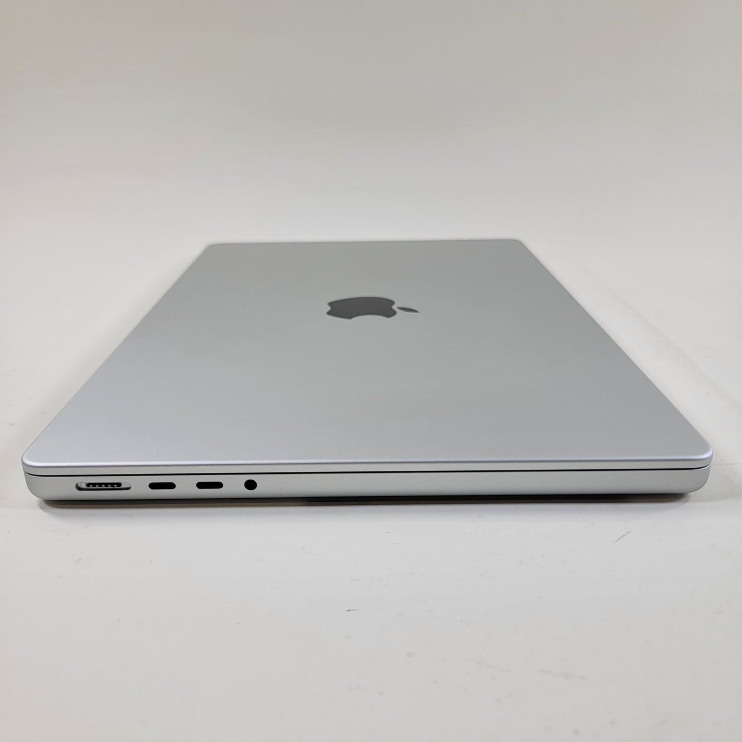 2023 Apple MacBook Pro 14" M3 10C GPU 4.0GHz 8GB RAM 512GB SSD A2918