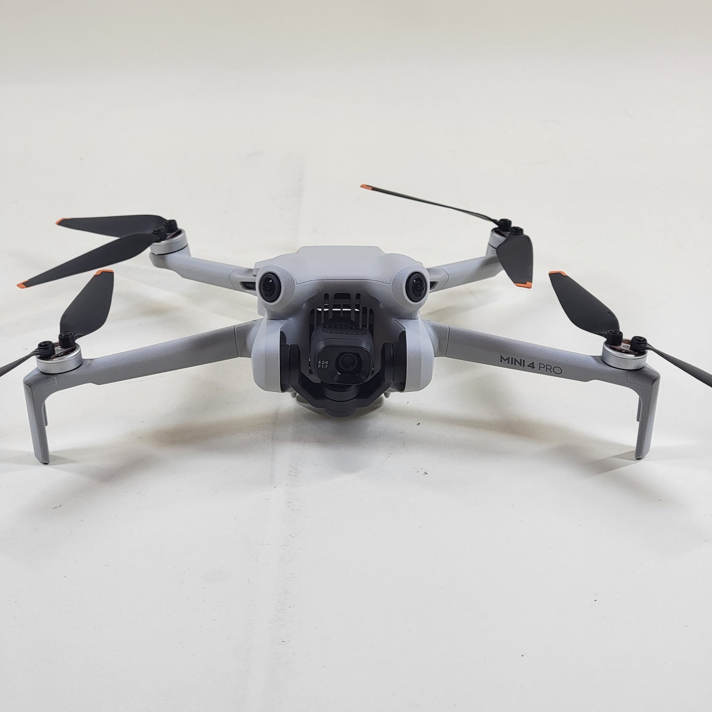 DJI Mini 4 Pro 4K Camera Drone MT4MFVD Fly More Combo