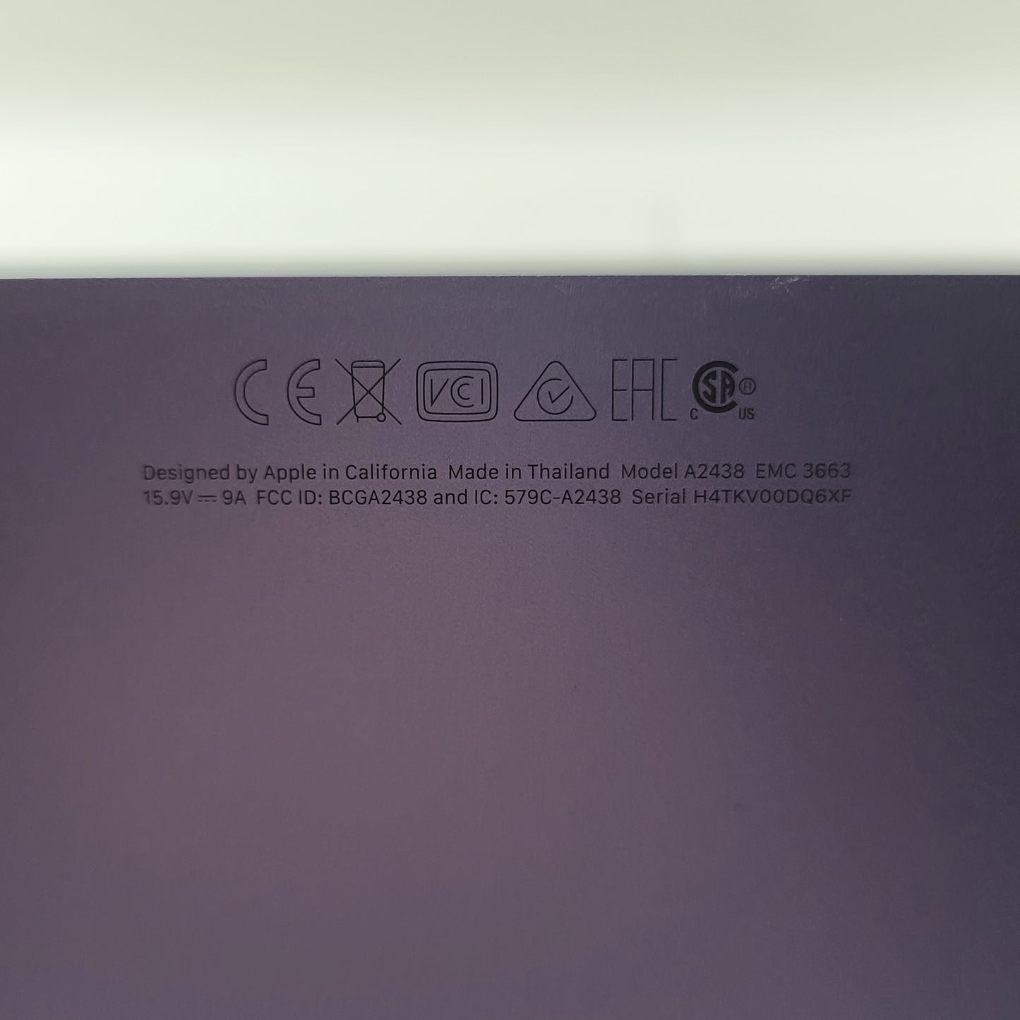 2021 Apple iMac 24" M1 3.2GHz 8GB RAM 256GB SSD Purple A2438