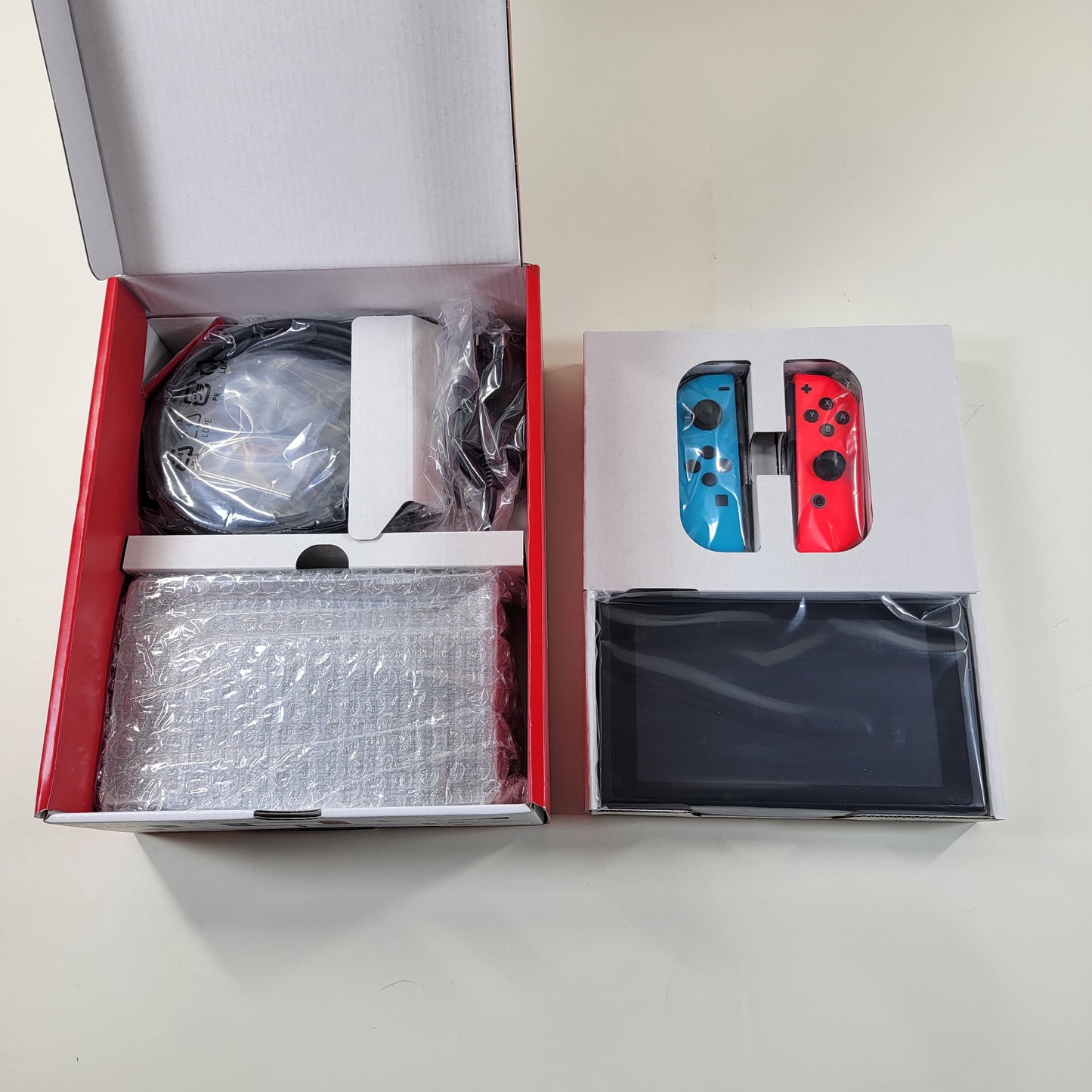 New Nintendo Switch v2 Video Game Console HAC-001 (-01) Red/Blue