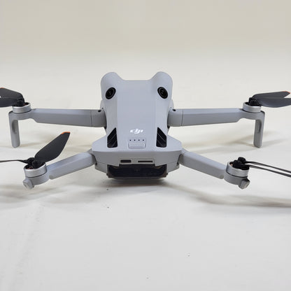 DJI Mini 4 Pro 4K Camera Drone MT4MFVD Fly More Combo