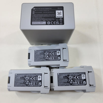 DJI Mini 4 Pro 4K Camera Drone MT4MFVD Fly More Combo